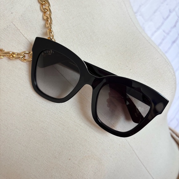 GUCCI GG0029S Black Oversize Square Fashion Sunglasses--NEW - Picture 8 of 15